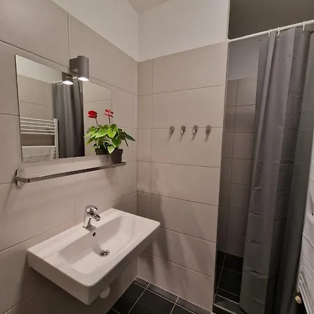 Work Aparthotel
